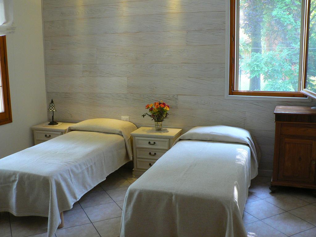 La Quercia E Il Gelso Bed & Breakfast Baricella Room photo